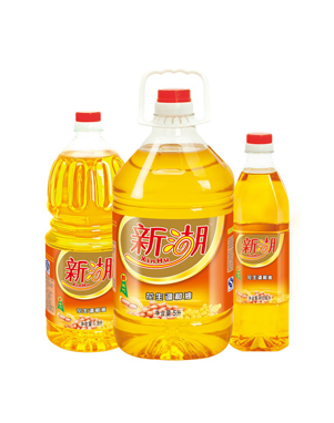 食用油灌裝機(jī)回首艱苦過(guò)去，展望美好未來(lái)